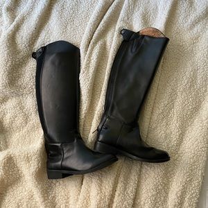 Riding boots